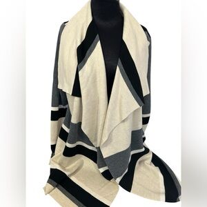 Loft Wrap Cardigan Top Sweater Open Front Size Medium Gray Cream Long Sleeve